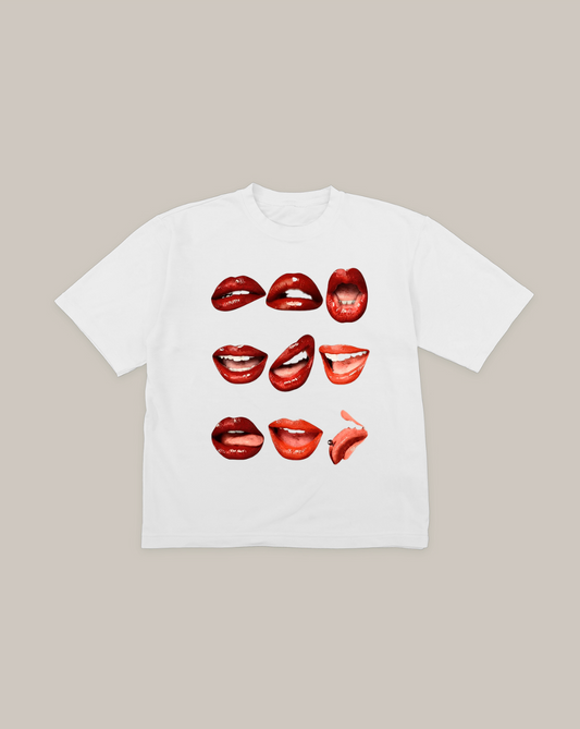 9 LIPS TEE